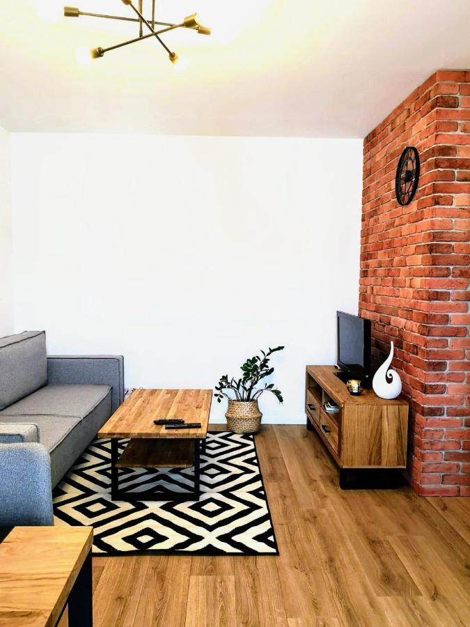Nowoczesny Apartament Na Promenadach Wroclawskich Extérieur photo